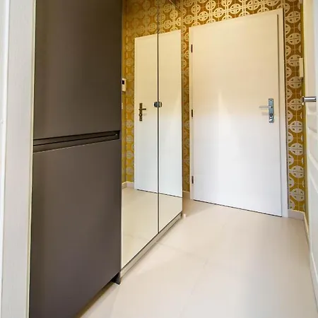 Bourgeois In Cultural Heritage Building By Ruterra Praga
