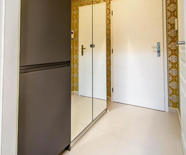 Bourgeois In Cultural Heritage Building By Ruterra Praha